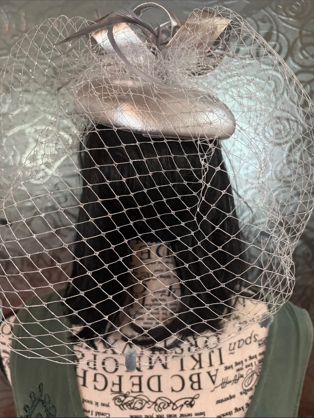 Silver Feathered Veiled Fascinator Hat - Silver - Picture 1 of 2